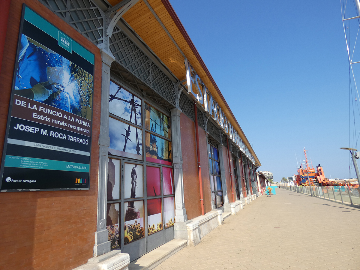 De la Funció a la Forma De la Funció a la Forma